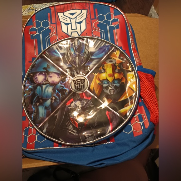 Backpacks - Picture 2 of 7